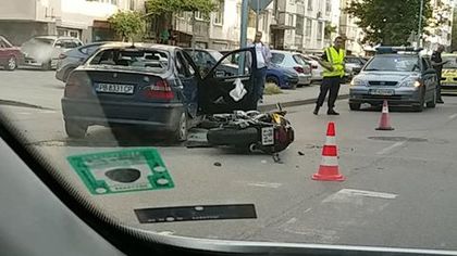 БМВ-то е отнело предимството на моториста в Кючука, пострадалият е със счупена ръка и контузии по тялото