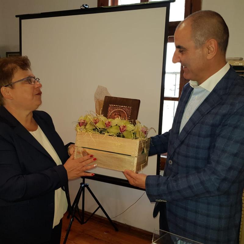 Цветан Цветанов, ГЕРБ: Разликата в развитието на общините Смядово и Велики Преслав е много сериозна