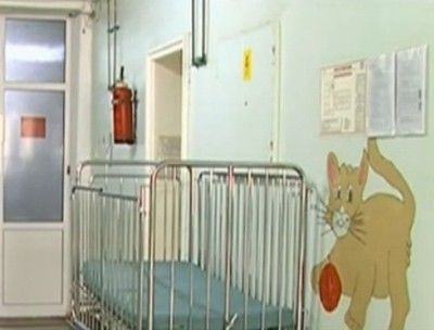 2-годишно дете пострада заради счупена кошара в детско отделение на УМБАЛ - Русе