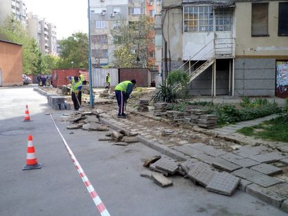Фирма плаща 3000 лв. глоба за разкопан без разрешение тротоар