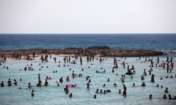 Кипър бори шума в курортите с туристическа полиция