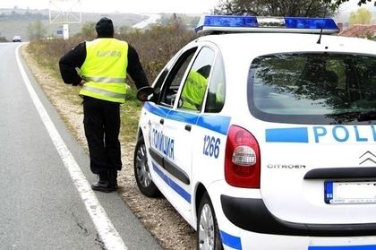 Над 900 нарушения на пътя засечени от полицията за месец в Смолянско