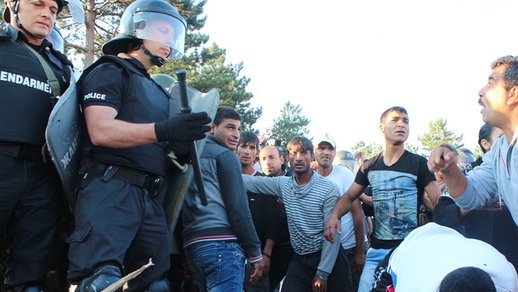 Ромска свада в Карлово завърши с ареста на шестима души