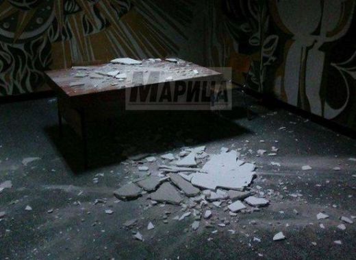 Парче мазилка се сгромоляса насред фоайето на пазарджишко училище