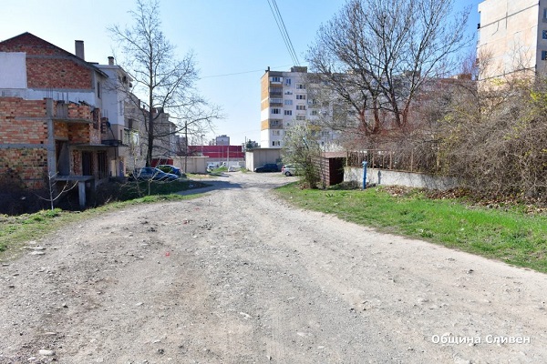 Сливен: Започна изграждане на нова улица в кв. „Сини камъни“