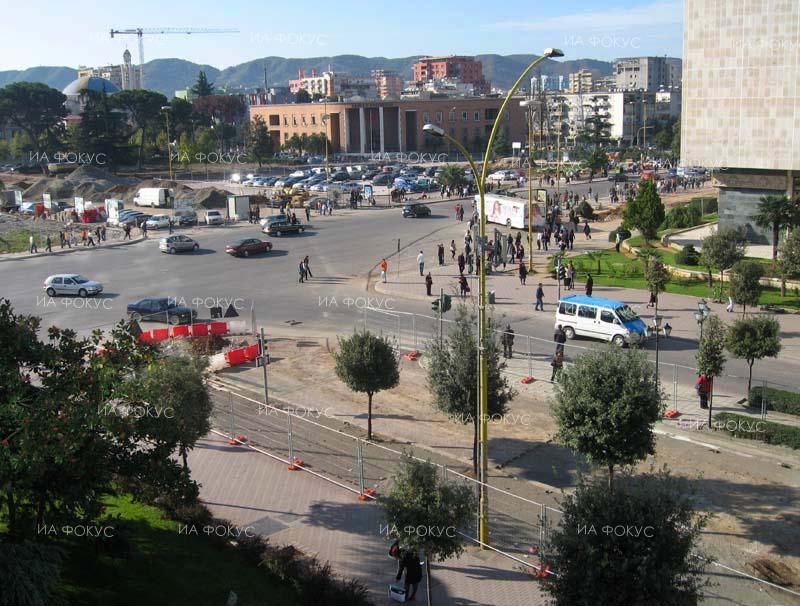 Tirana Times (Албания): Правителството краде: как да се измъкне от кражбата на 30 милион евро