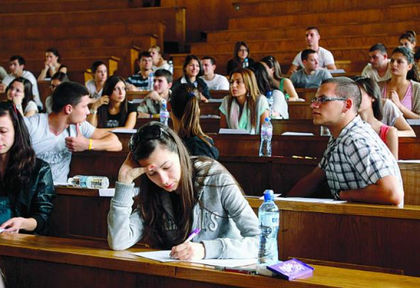 Зрелостниците избират втори предмет за матурата