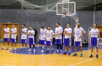 Академик трепери до последно на Черно море, но взе победата
