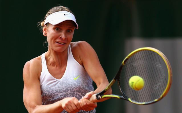 Сесил Каратанчева отпадна от турнира в Букурещ