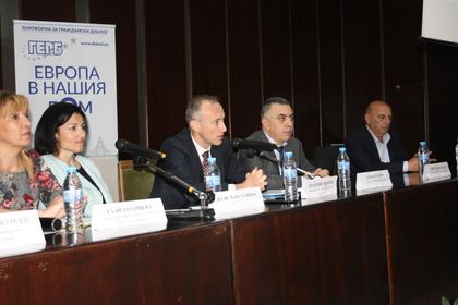Министър Красимир Вълчев: Материалната база на 3 професионални гимназии и 4 детски градини в област Сливен ще бъде модернизирана със средства по ОП „Региони в растеж“