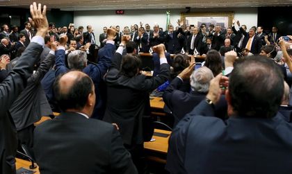 Бразилското демократично движение напуска кабинета на Дилма Русеф