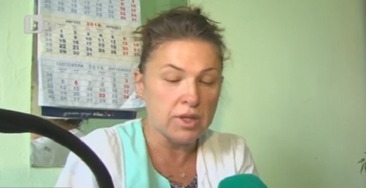 Съседи разкриха неприятни подробности за майката, оставила бебето си само в кола