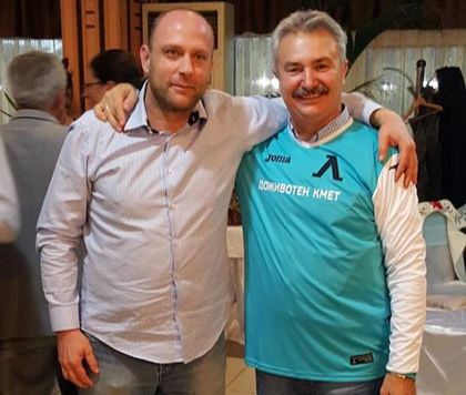 Звездни гости в Монтана за благотворителен коледен бал