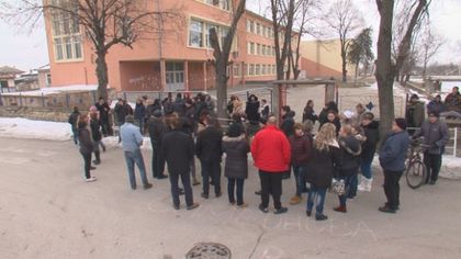 Протестът в Калояново успя - Симеонова вече не е директор