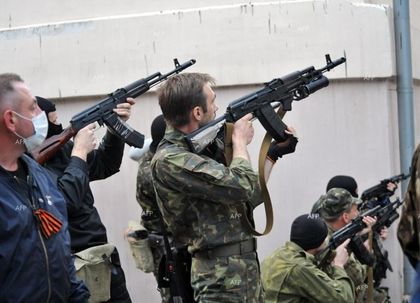 РИА Новости: В Луганска народна република заявиха, че Украйна нарушава примирието четири пъти на ден