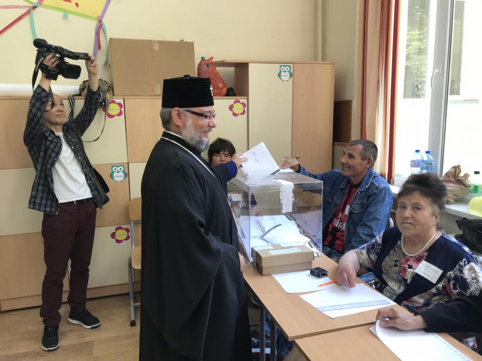 Митрополит Киприан: Гласувах за чуваемост на българските евродепутати в ЕП