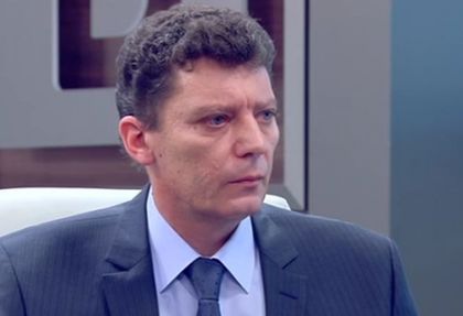 Регионалният министър увърта за скандала с поръчката за тунел 