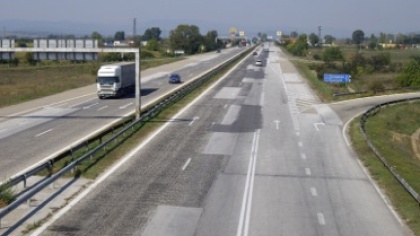 Ограничения в движението по АМ "Тракия" заради ремонт край Раковски