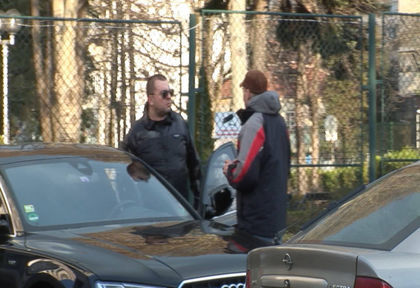 Скандалният чиновник Червеняков с по-лъскав живот от милионера Бенчо Бенчев, след като се върна във Фонда!