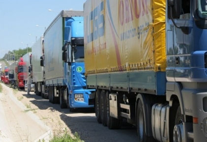 Димитър, в чийто камион нахлуха мигранти: Пъргави са като маймуни и издържат при минус 22 градуса по цяла седмица