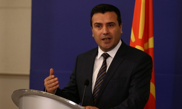 Заев пита: Доброволно ли Груевски напусна или е отвлечен?