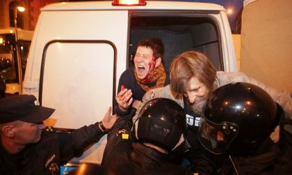 Над 60 арестувани на опозиционен протест в Петербург