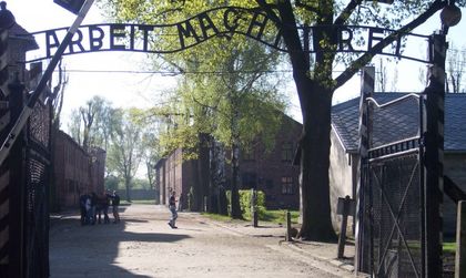 Осъдиха на 5 годни затвор бивш надзирател в Аушвиц
