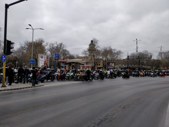 Варна: Мото клубове от цялата страна се включиха в официалното откриване на активния мотосезон в града