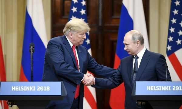 Хелзинки, 2018-а: Ловкият Путин надхитри слабия Тръмп. Как?