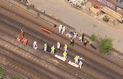 Влак блъсна трима в Лондон, загинали са на място (ВИДЕО)