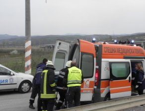 Мъж и жена загинаха при катастрофа в край Добрич