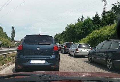 На Аспаруховия мост е страшно! (СНИМКИ)