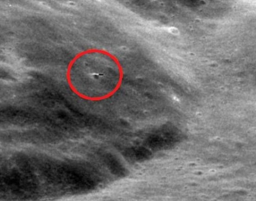 Търсим извънземни в Космоса, а те били на Луната! НАСА заснела тяхна ракета там (ВИДЕО)