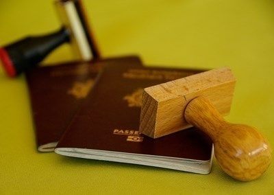 Трима американци, предотвратили терористична атака във френски влак, получиха френско гражданство