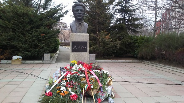 Д-р Момчил Маринов, ИМ „Искра” - Казанлък: Васил Левски ще продължи да привлича паметта на нацията, защото животът му бе посветен на кауза, за която си заслужаваше да се живее и да се умре