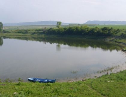 Млад мъж се удави в язовир