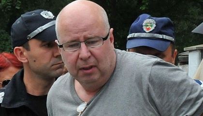Шведът, изритал в главата камериерка, й плати 12 бона, тя на него - разноски по делото за 3 бона