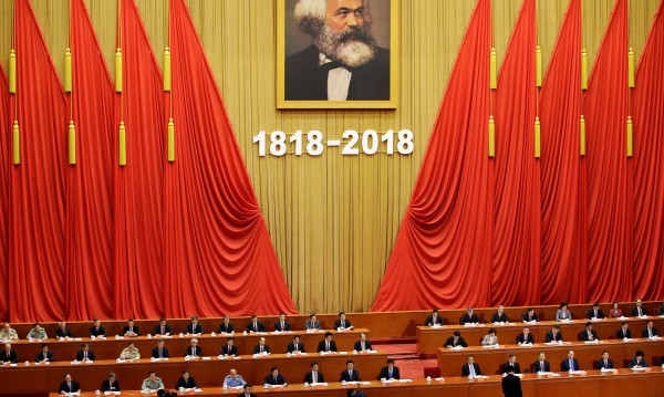 От Пекин: Маркс е най-великият мислител на съвремието