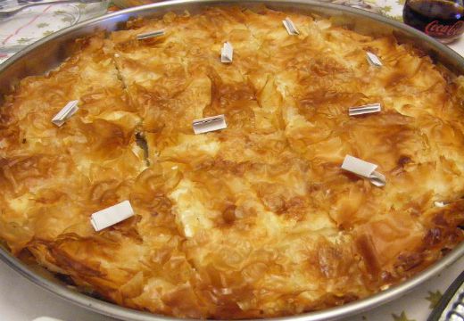 Кой какво изтегли от новогодишната баница