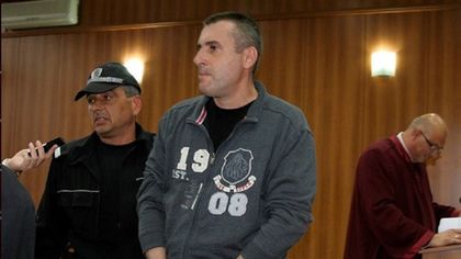 Продължава делото срещу бившия полицай Венцеслав, обвинен в убийството на родителите си