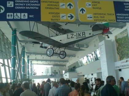 Няма резултат от преговорите на летище Пловдив за нови линии
