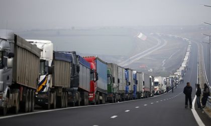 Промоция: Гърция продава аутобан за 6,5 млрд. евро за 100 млн.