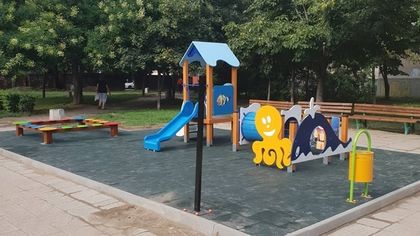 Нова детска площадка в