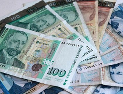 Богатството на българите се стопи с $2 млрд. за година