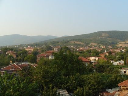 Удар в пловдивско село! Задигнаха 5 бона от жилище през деня