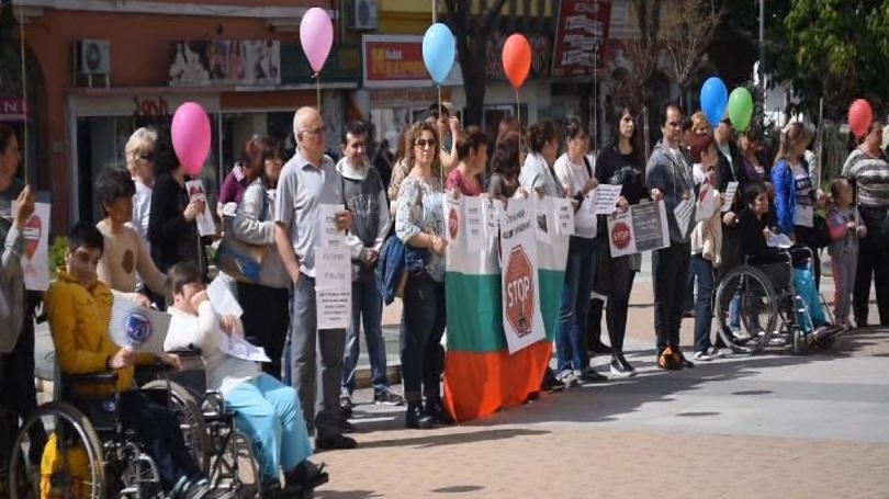 Разрастват се протестите на майките, скоро и в Пловдив