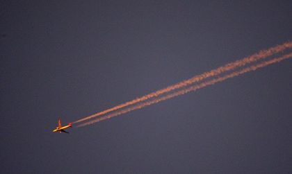 Самолет се отклони от курса си, за да избегне дрон