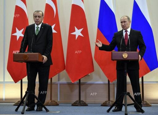 „Независимая Газета“: Русия, Иран и Турция възнамеряват да прочистят Идлиб