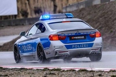 Взрив уби един човек и рани 10 други край германския град Нюрнберг