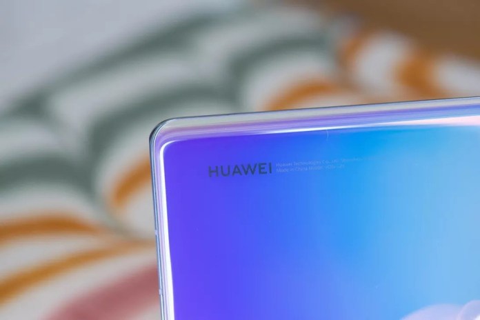 Huawei изисква от американския Verizon $ 1 милиард за патенти